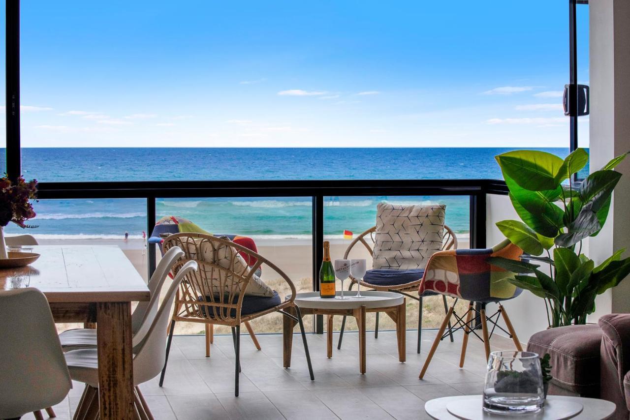 Apartment Absolutly Beachfront Surfers Paradise, Pure Shores!